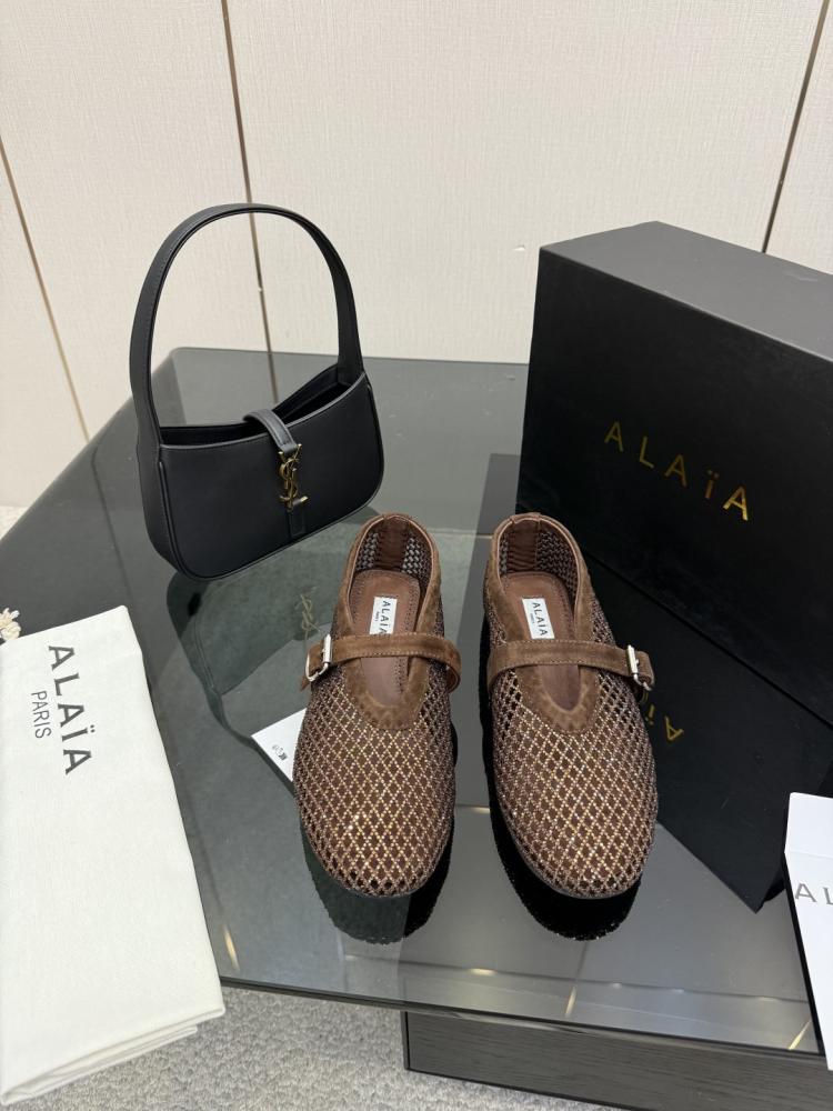 ALAÏA Flat