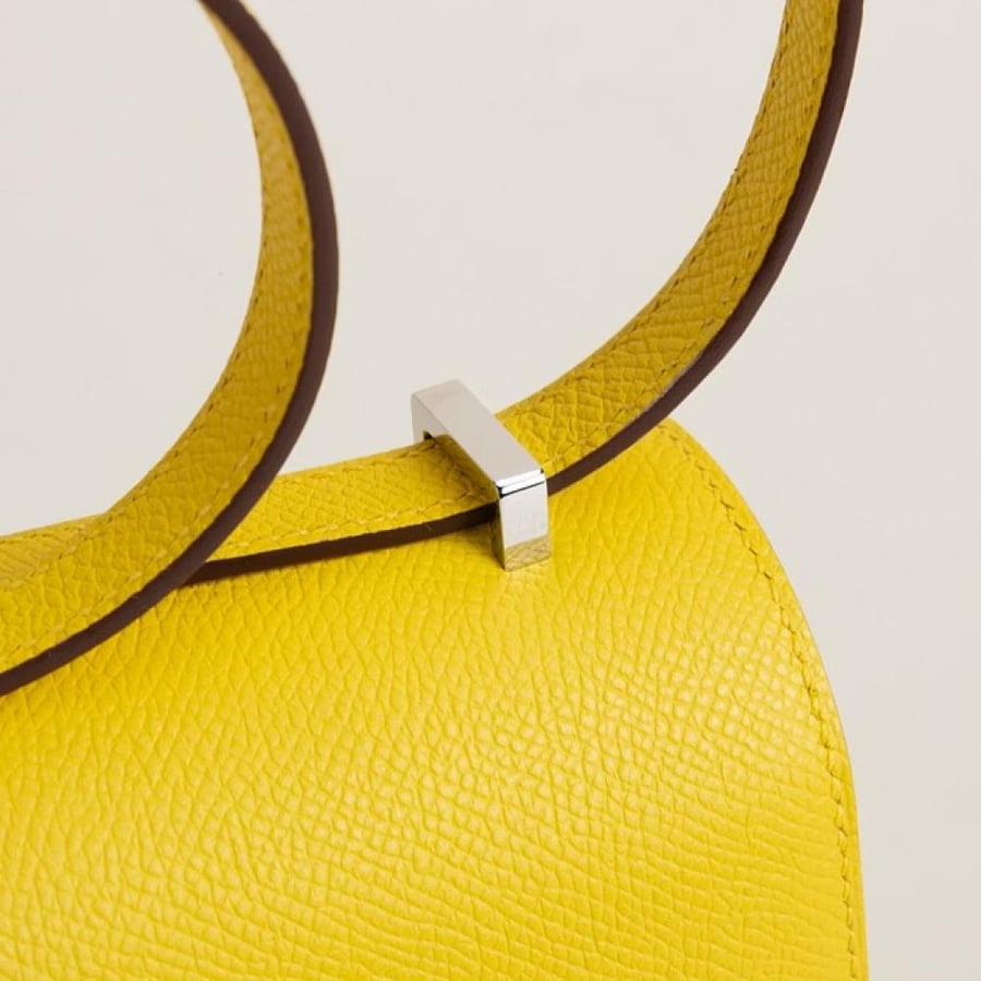 Constance 18CM Epsom 9O Jaune de Naples PHW