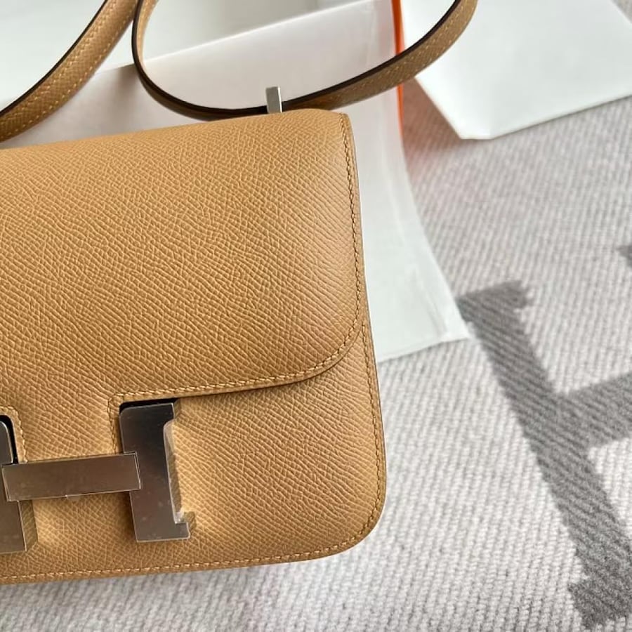 Constance 18CM Epsom 0M Chai Silver