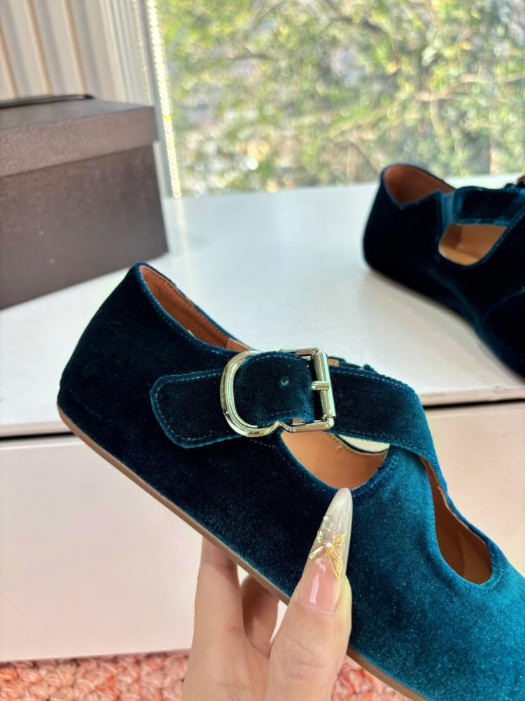 ALAIA Velvet Closed-Toe Sandals Ballet Flats
