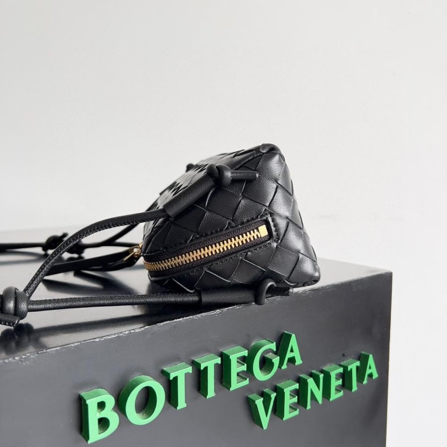 Intrecciato Concert Pouch