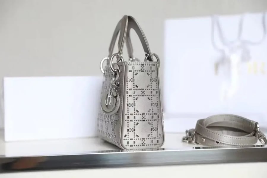 Mini lady dior