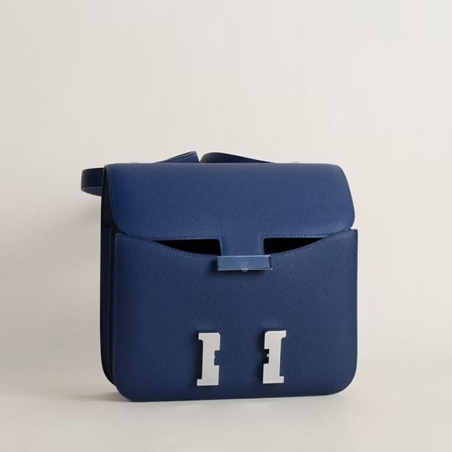 Constance 24CM Epsom 73 Bleu sapphire PHW