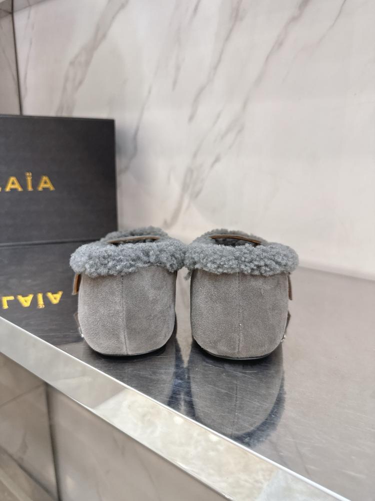 ALAÏA Flat