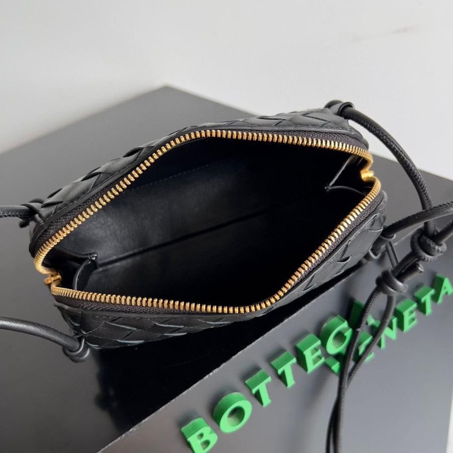 Intrecciato Concert Pouch