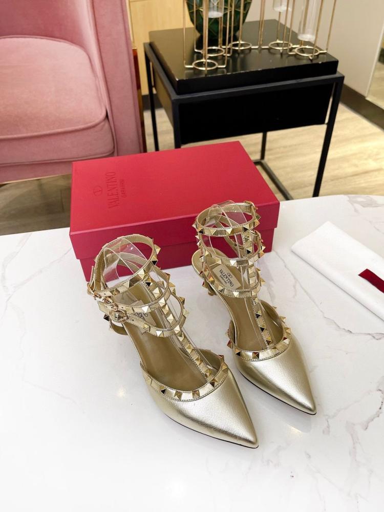 ROCKSTUD CAGED PUMP