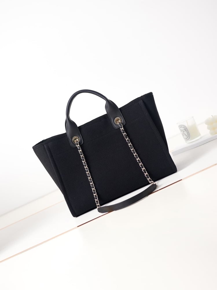 CHANEL MEDIUM DEAUVILLE TOTE