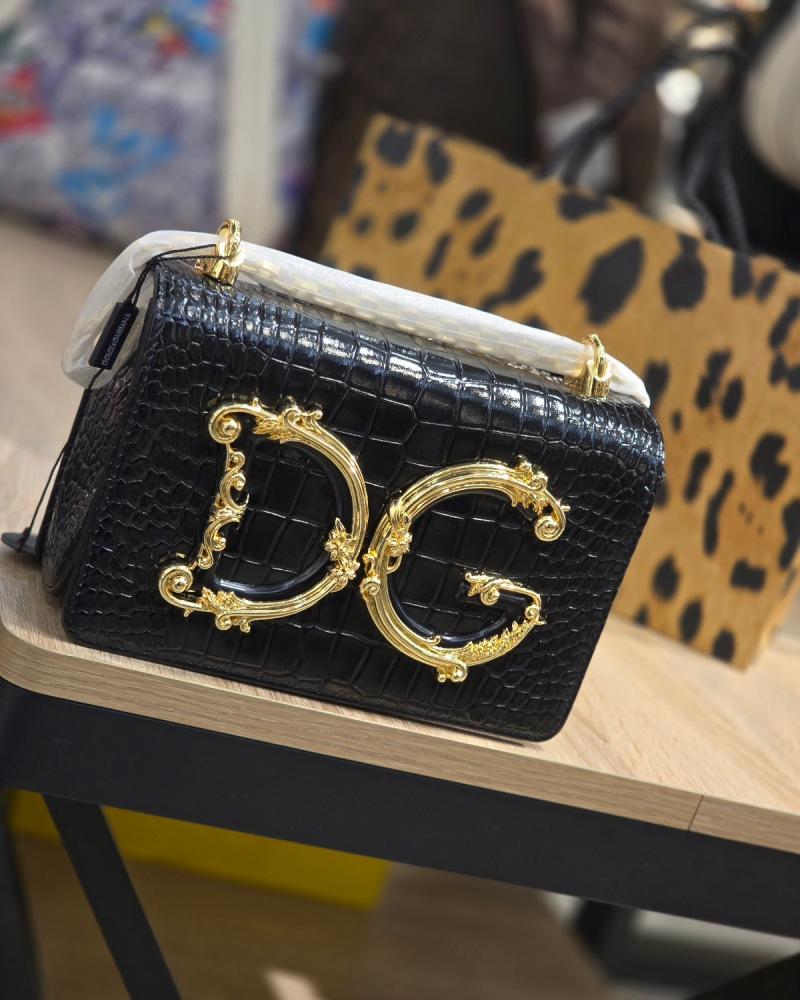 Dolce & Gabbana Crocodile