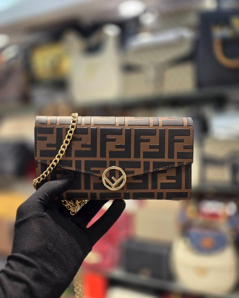 فندي كروس ماستر