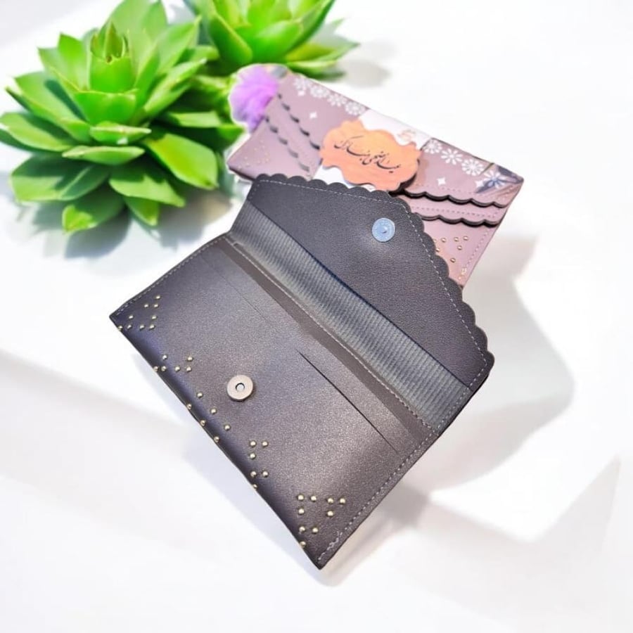 Distinctive leather wallet