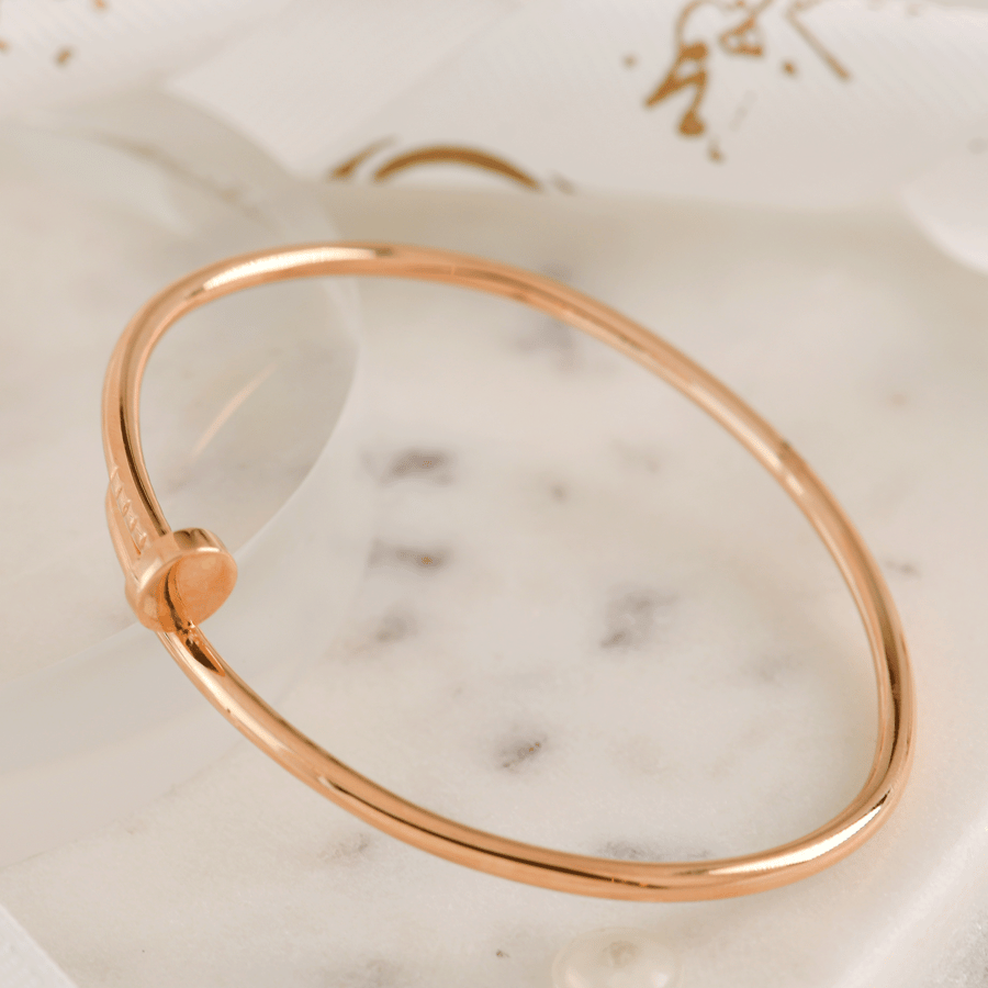 سواره روز قولد ذهب كارتير | CARTIER عيار 18