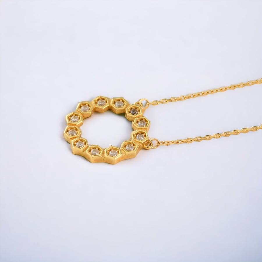 تعليقة ذهب عيار 18 شومية | CHAUMET