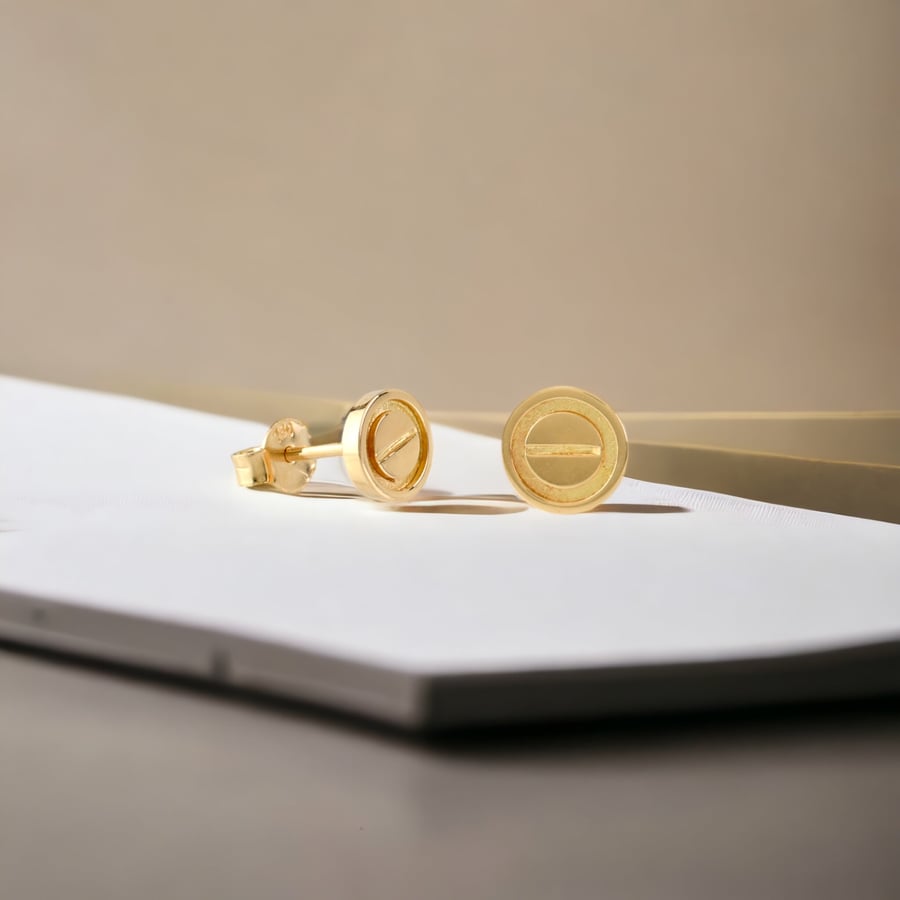 حلق كارتير | CARTIER عيار 18