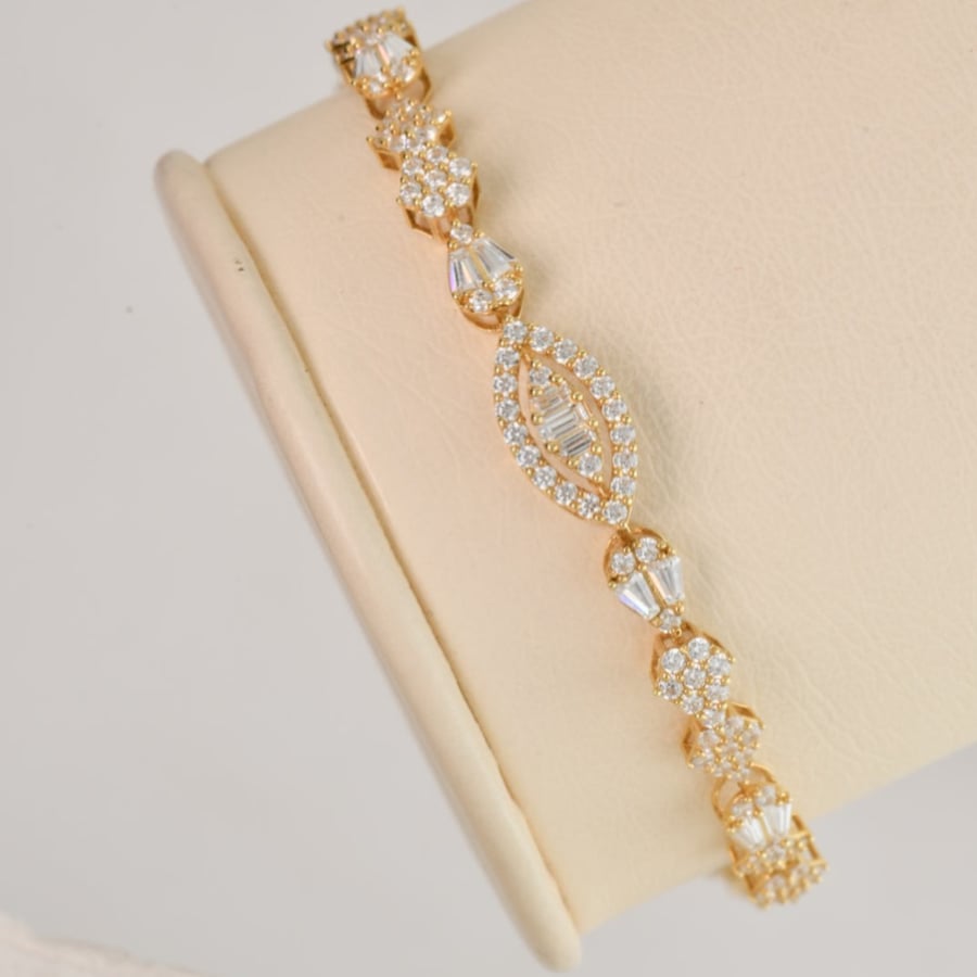 سواره عيار 18