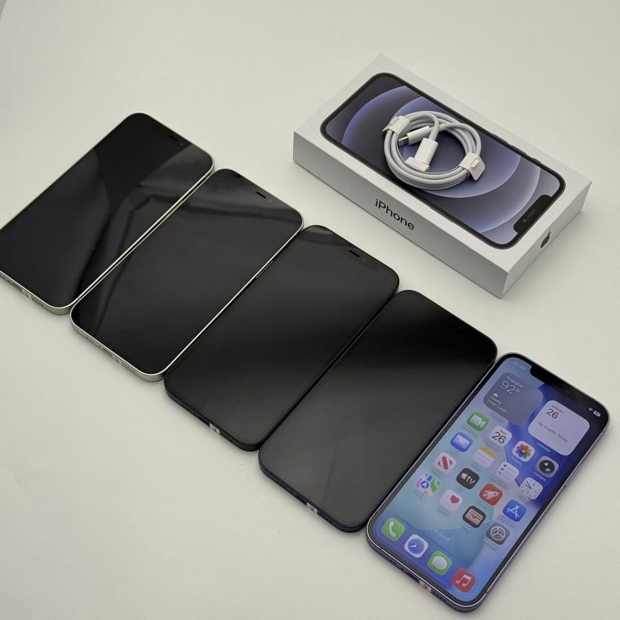 iPhone 12
