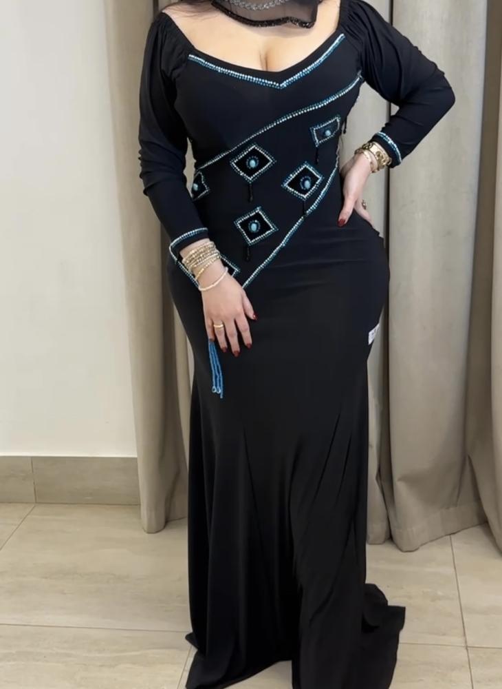 فستان اسود كرستال فيروزي