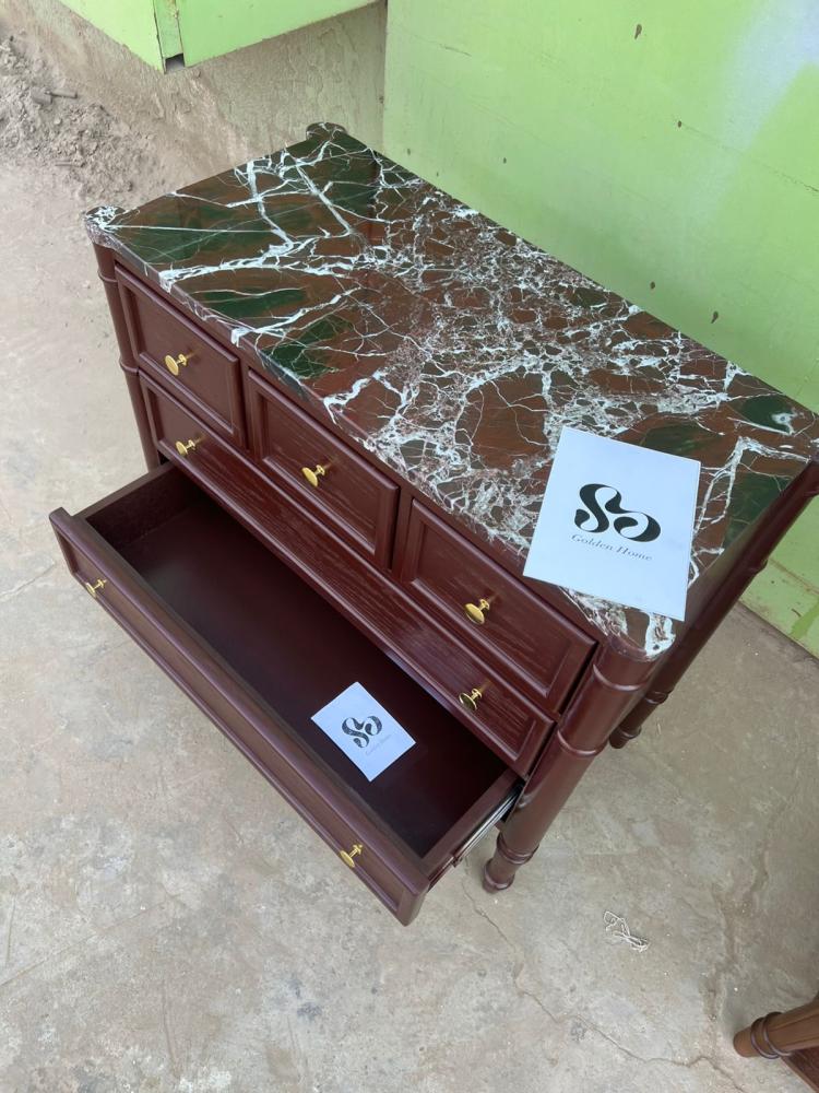طاولة ليفانتو برغندي
