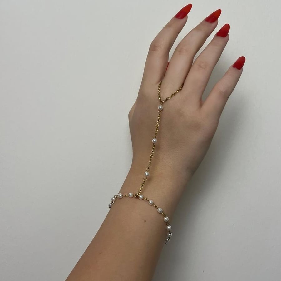 Pearls Hand Chain