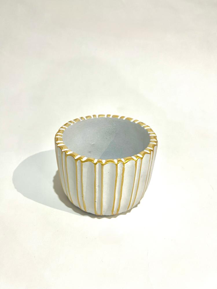 Plant pot