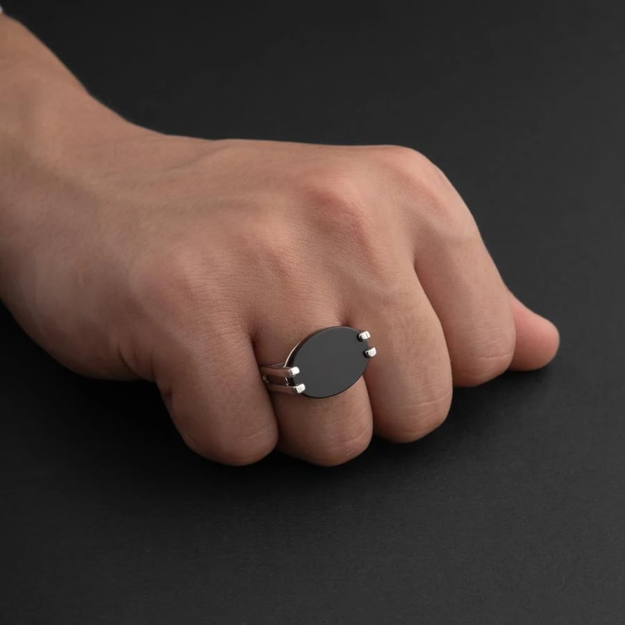 خاتم ملكي بتصميم مودرن فضة عيار 925 - اسود