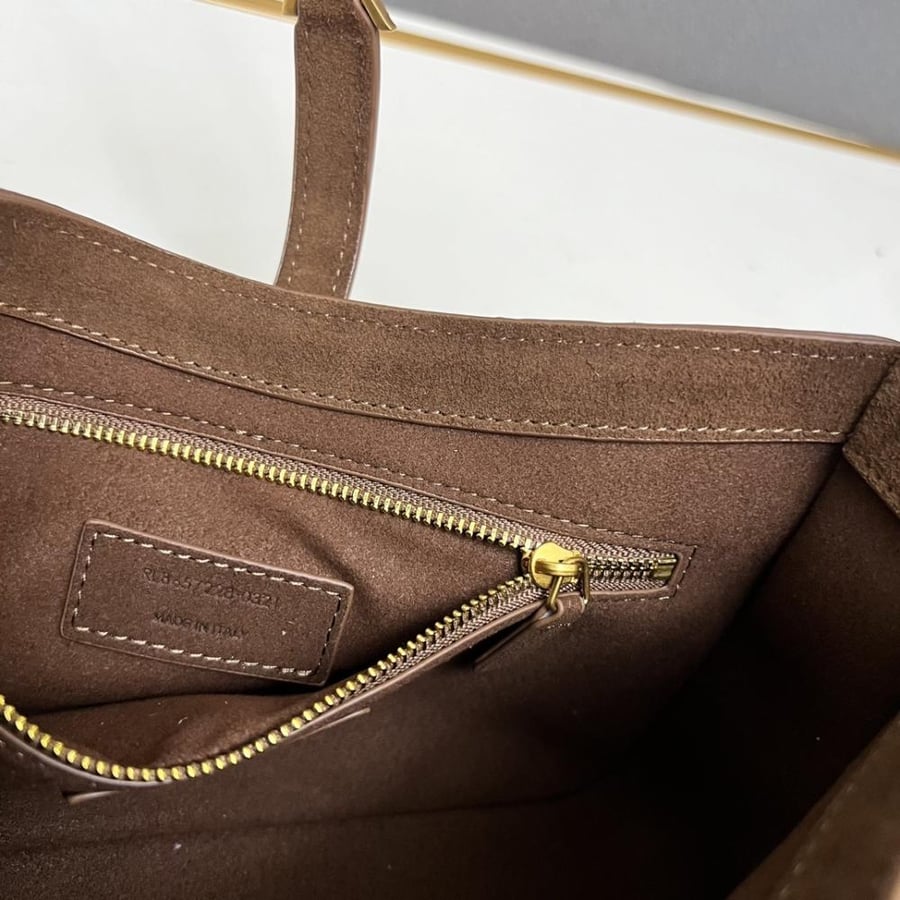 حقيبة YSL