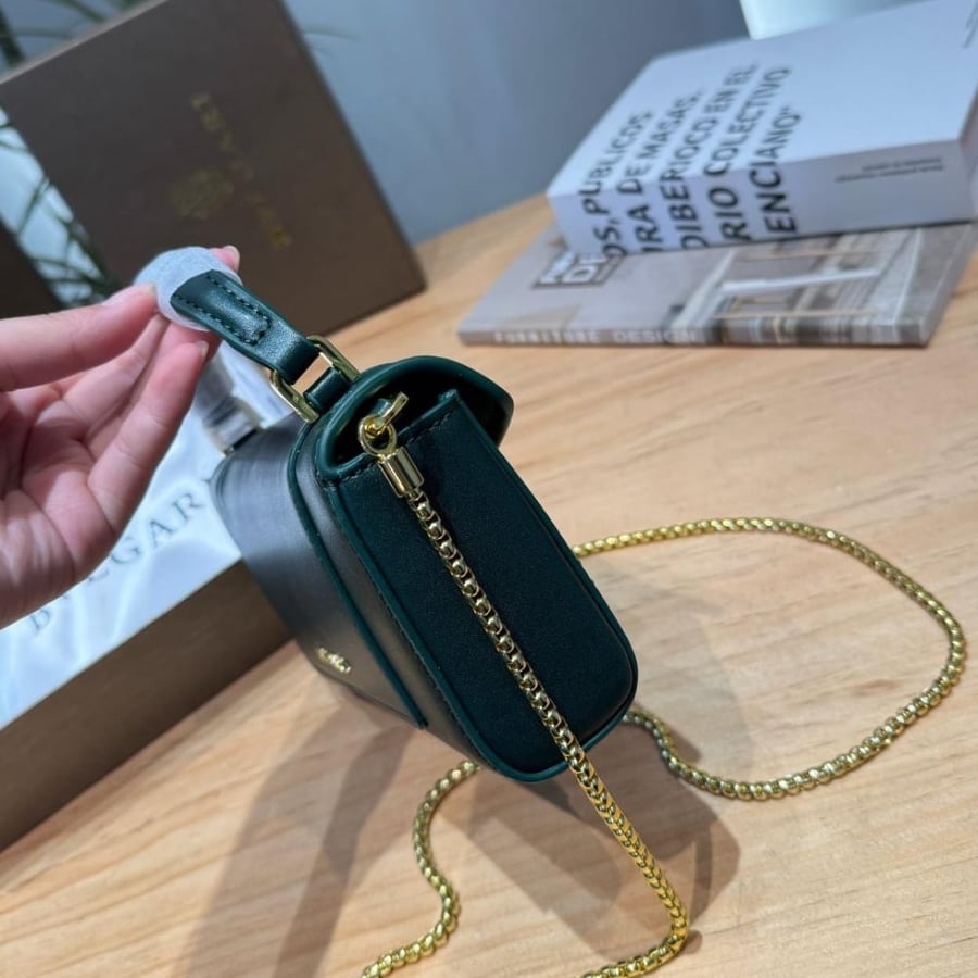 حقيبك بولغاري