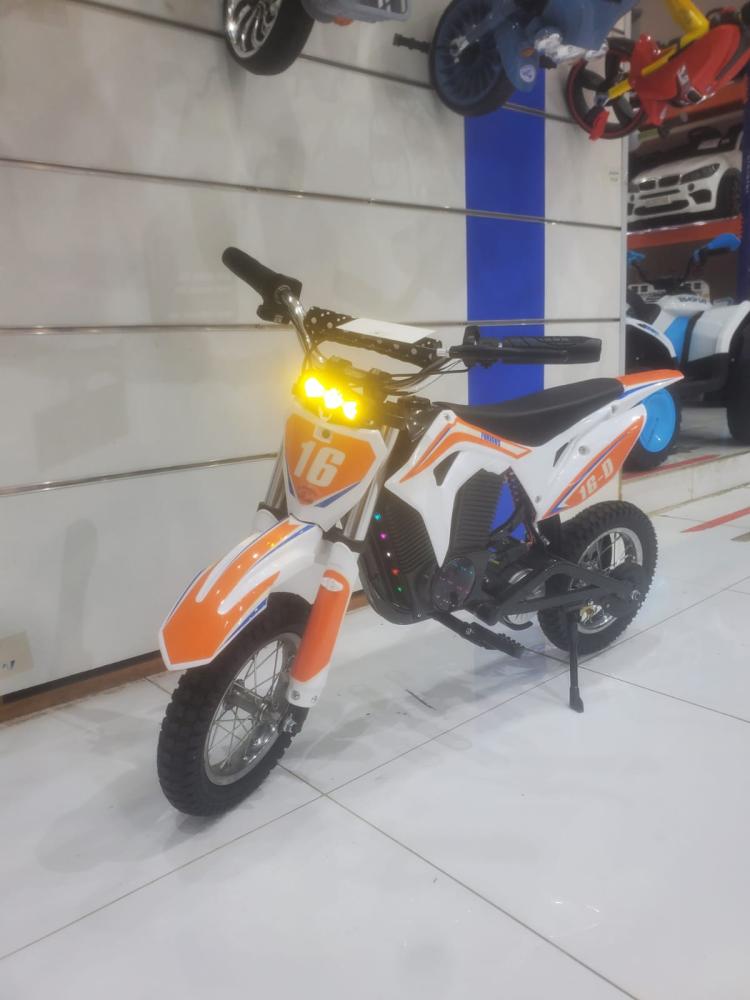 دراجة كروث كهربائية | للأعمار من 5 الى 14 سنة مع مفتاح تشغيل | بطارية 36V | محرك 350W | إمكانية ضبط السرعة للاباء | اضاءة LED | موسيقى وبلوتوث | موديل DK06L