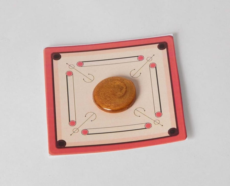 50 pieces of musk on a shape of a Kirm