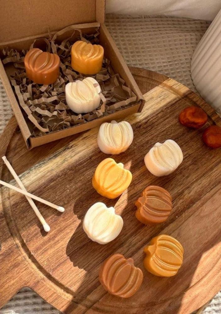 Silicone mold - pumpkin seeds