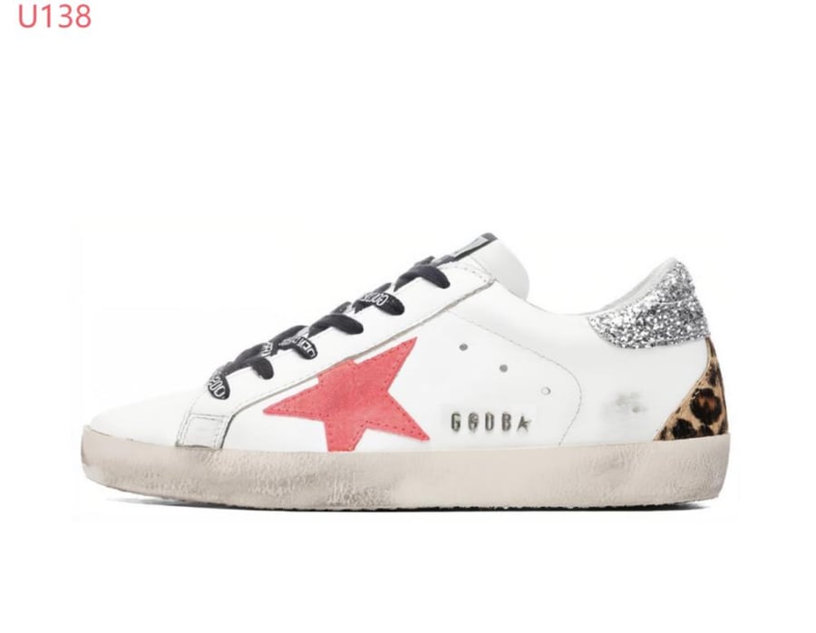 Superstar Low Top Sneaker GOLDEN GOOSE