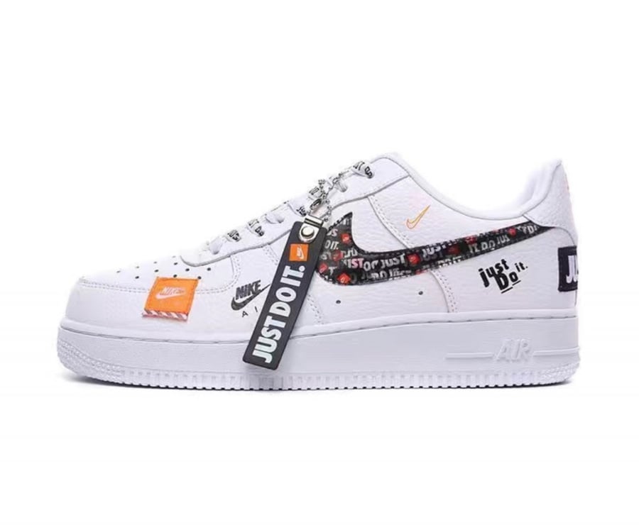Nike Air Force 1