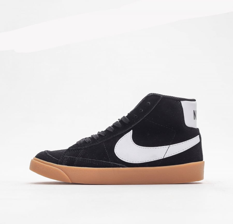 NIKE BLAZER MID 77