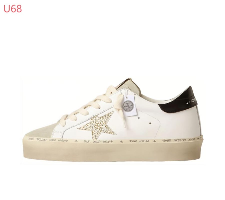 Superstar Low Top Sneaker GOLDEN GOOSE
