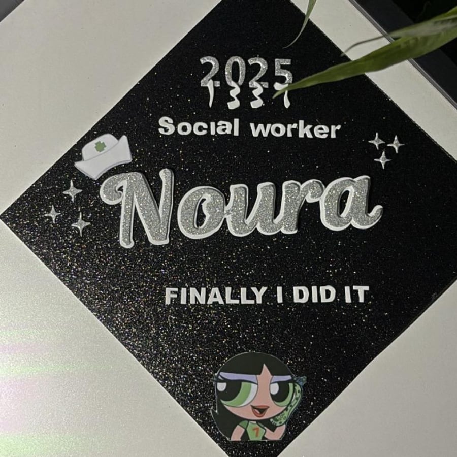 Decorations come out (only scraps)