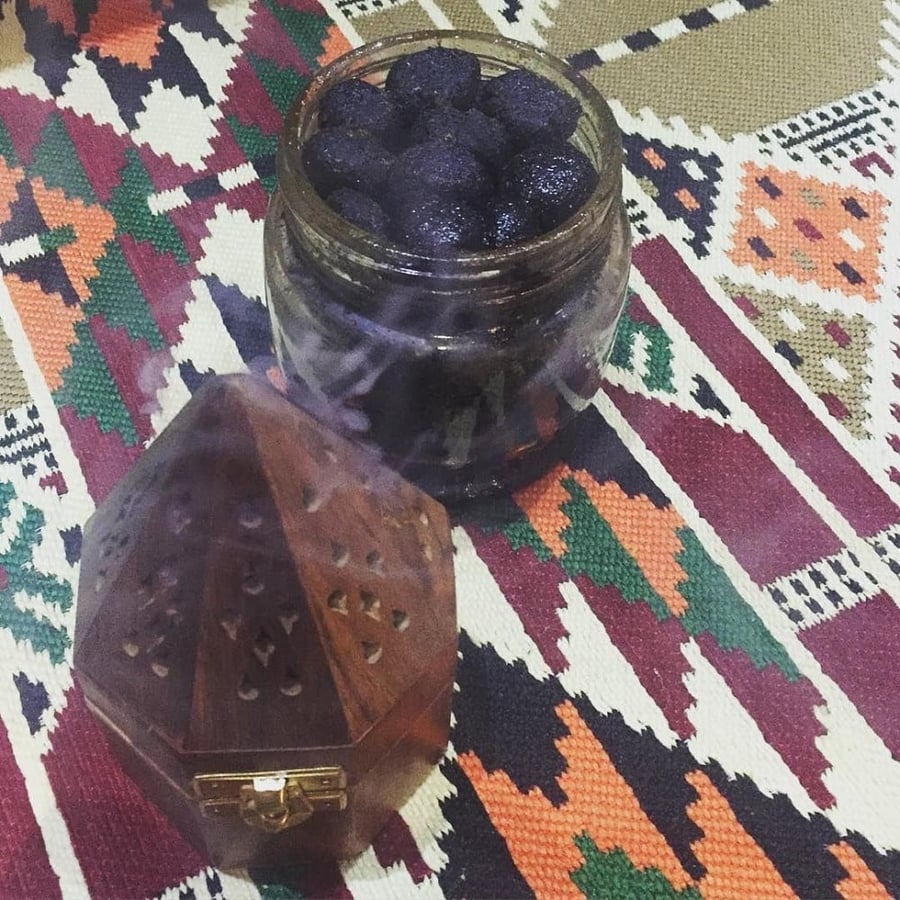 بخور دوسري دخون مسقى وزن 500 غرام نص كيلو