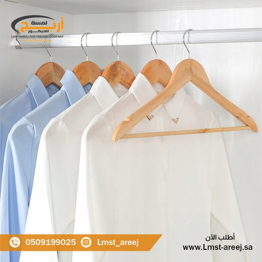 علاق بلوزه خشب مثلث