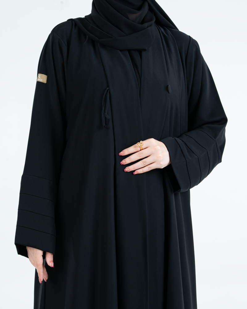 عباية نتالي بقماش كريب احساس اسود