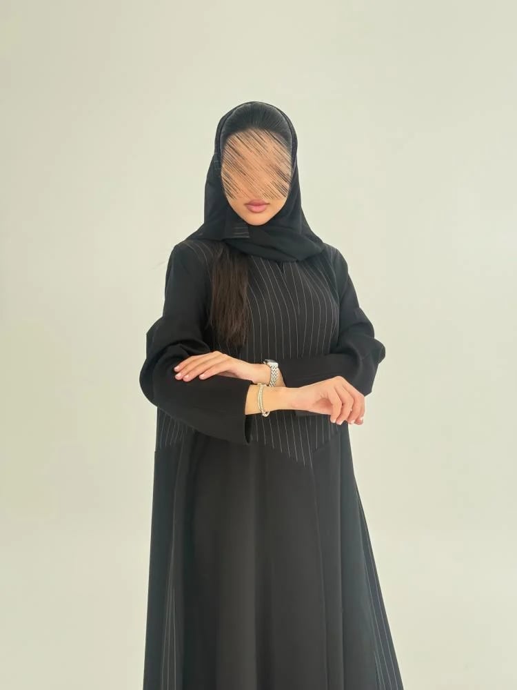 عباية وهوج بقماش كريب الاناقة تدخيلات كريب مقلم 3