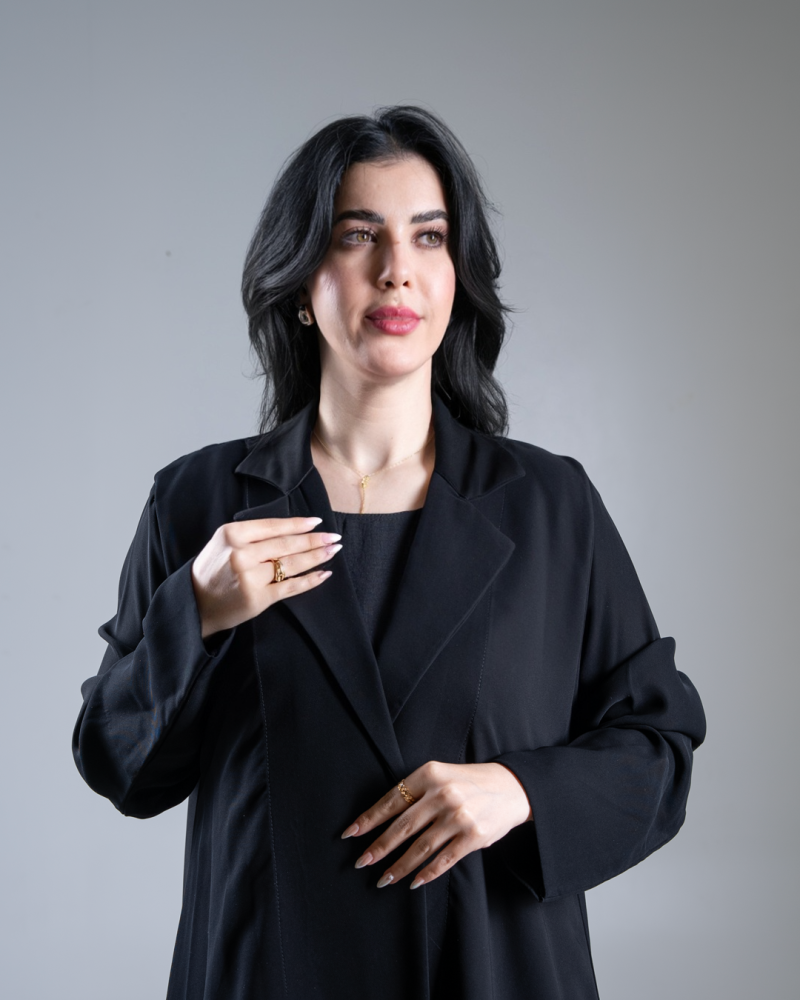 عباية اشواق بقماش كريب الابداع بياقه اسود