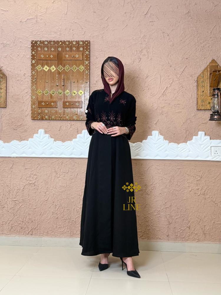 عباية رؤية بقماش كريب الابداع بتطريز عنابي