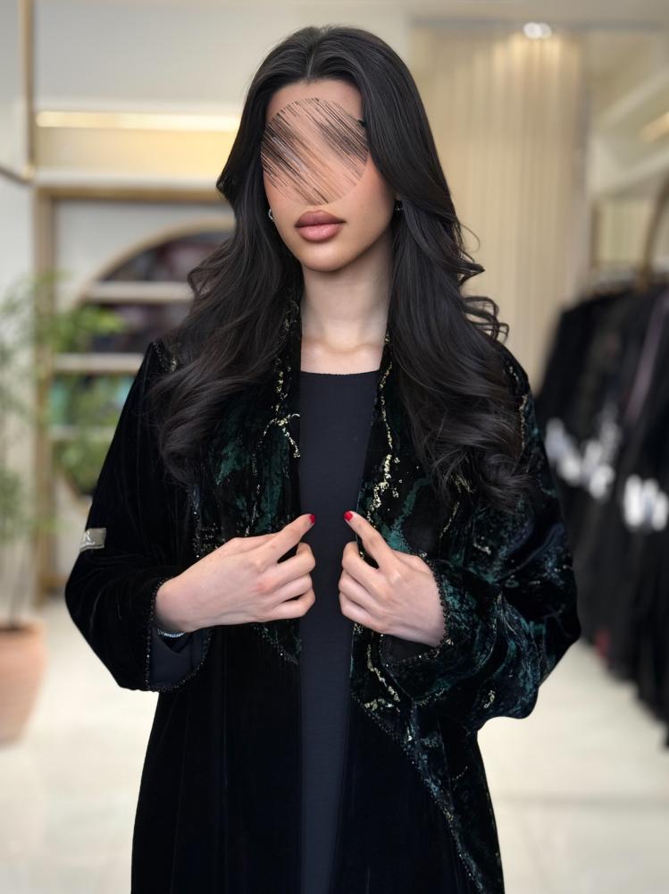 عباية سولارا بقماش مخمل كوري تدخيلات شيفون مخمل بشك  اخضر