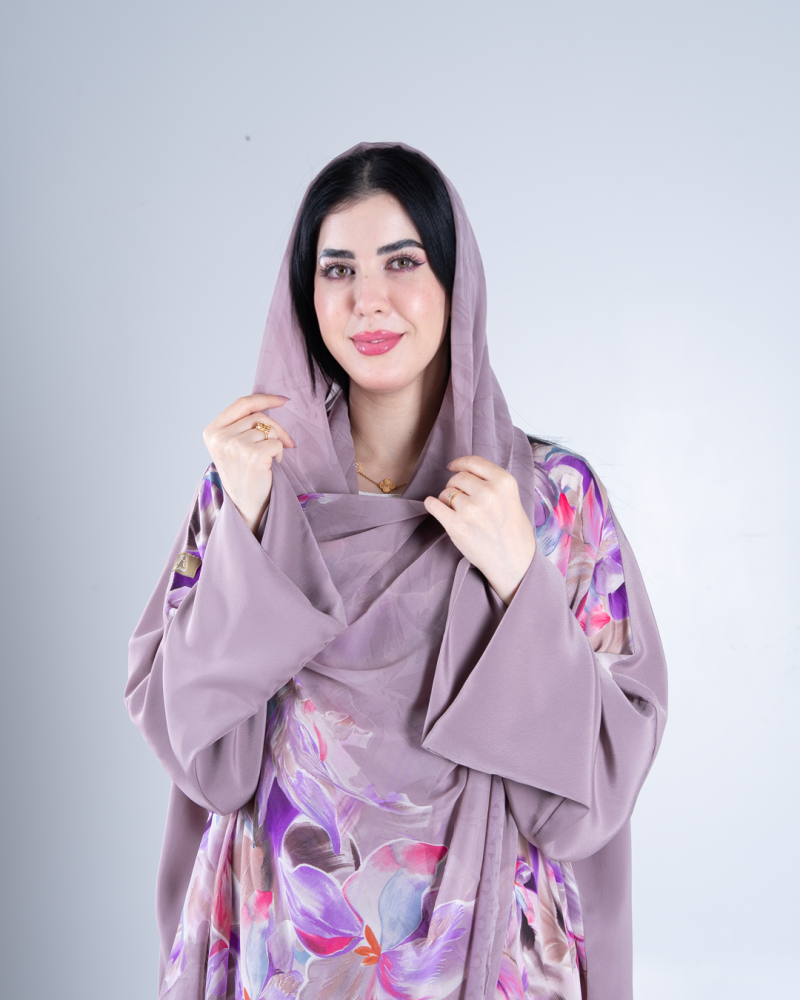 عباية فلوه بقماش روزا برسم ورد موف فاتح
