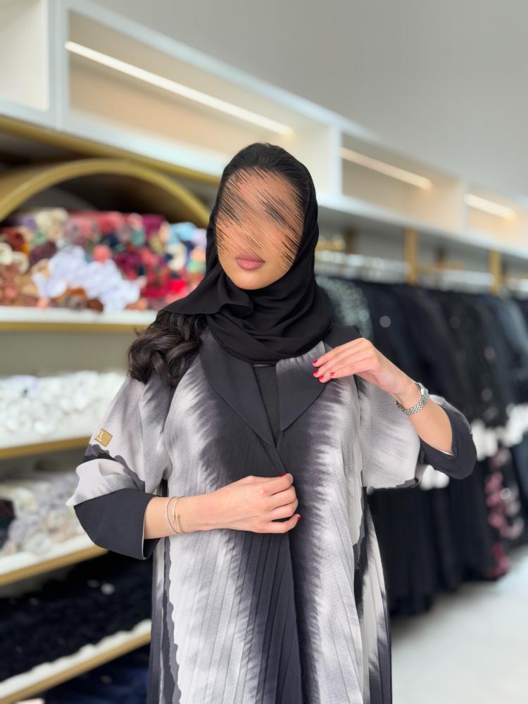 عباية ريهان بقماش كريب امريكي اسود