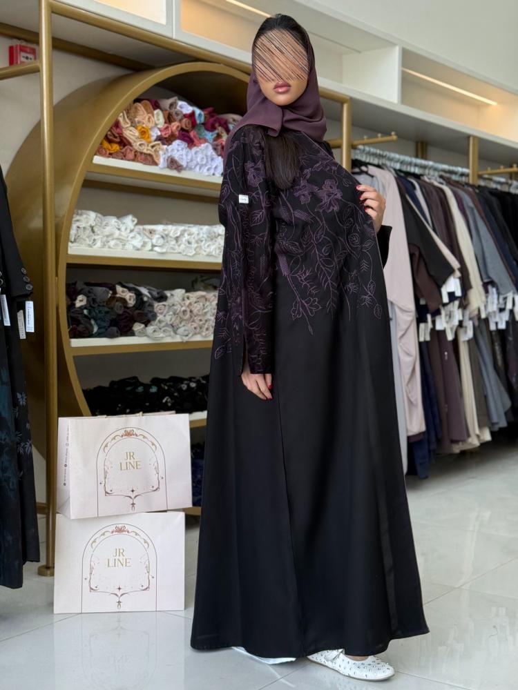 عباية سدين بقماش كريب الاناقة بتطريز  موف