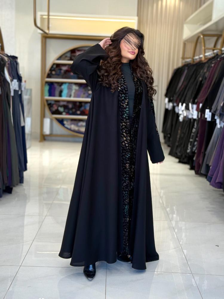 عباية غلا بقماش كريب الاناقه تدخيلات مخمل زيتي