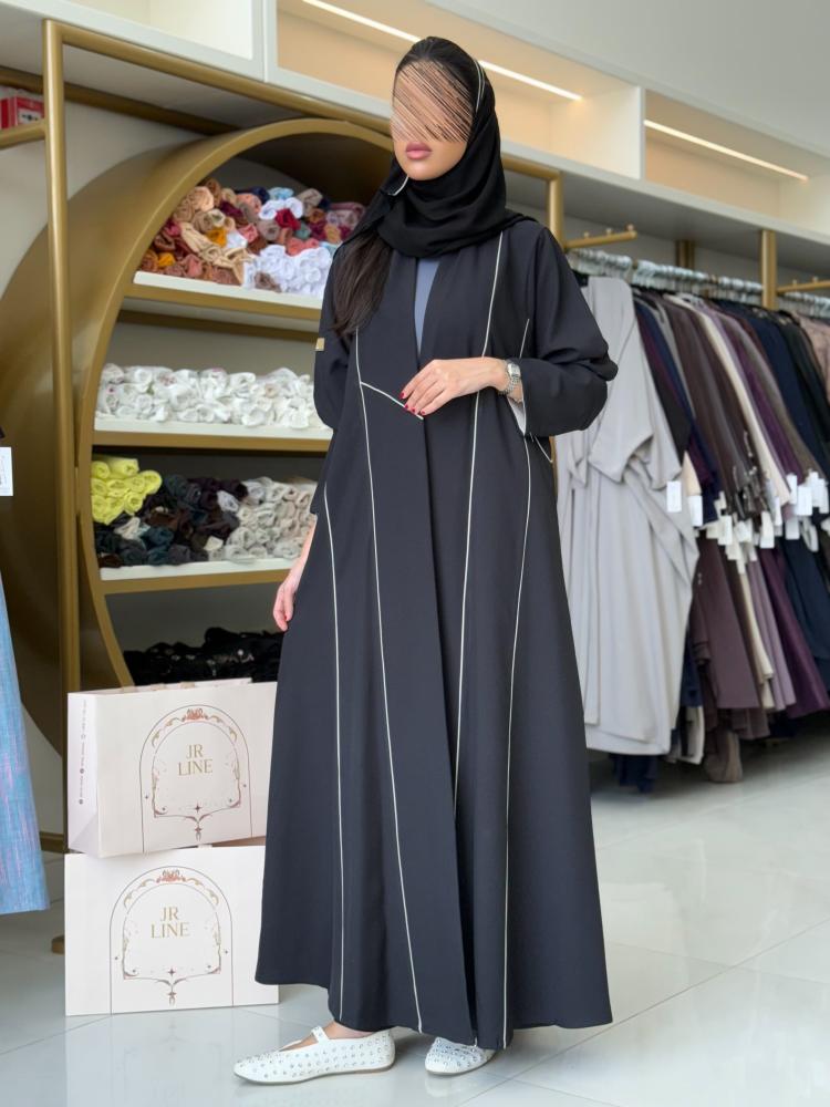 عباية كادي بقماش كريب الاناقه بتحديد قيطان بيج