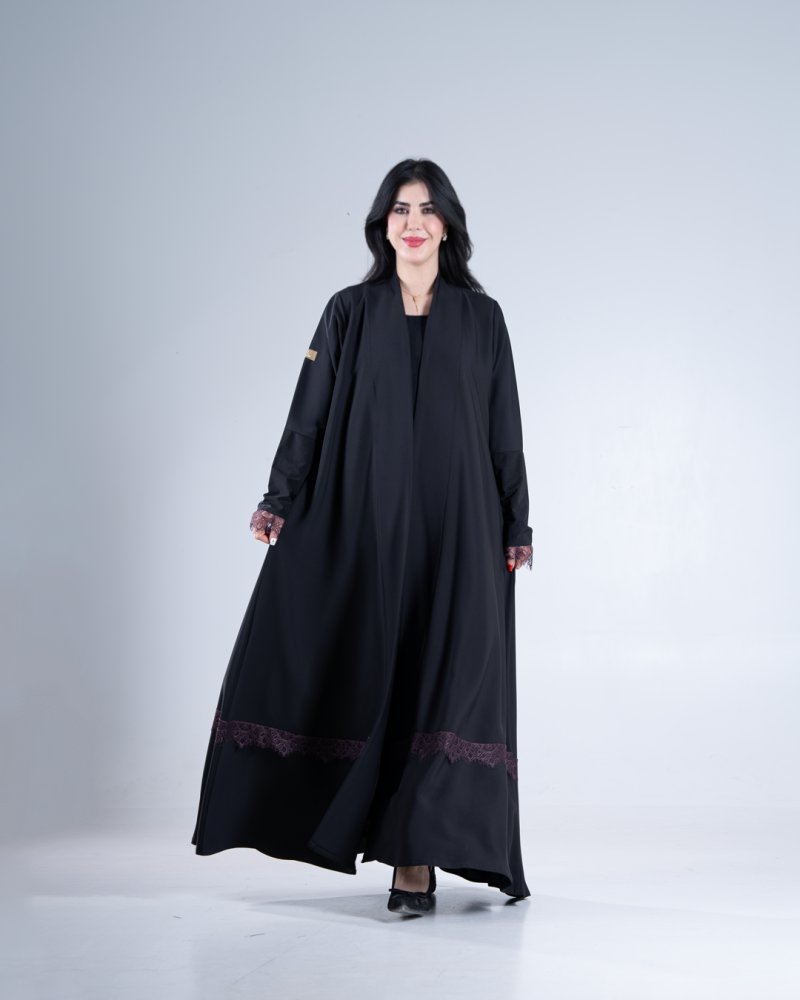عباية لارا بقماش كرز مزين بدانتل عودي