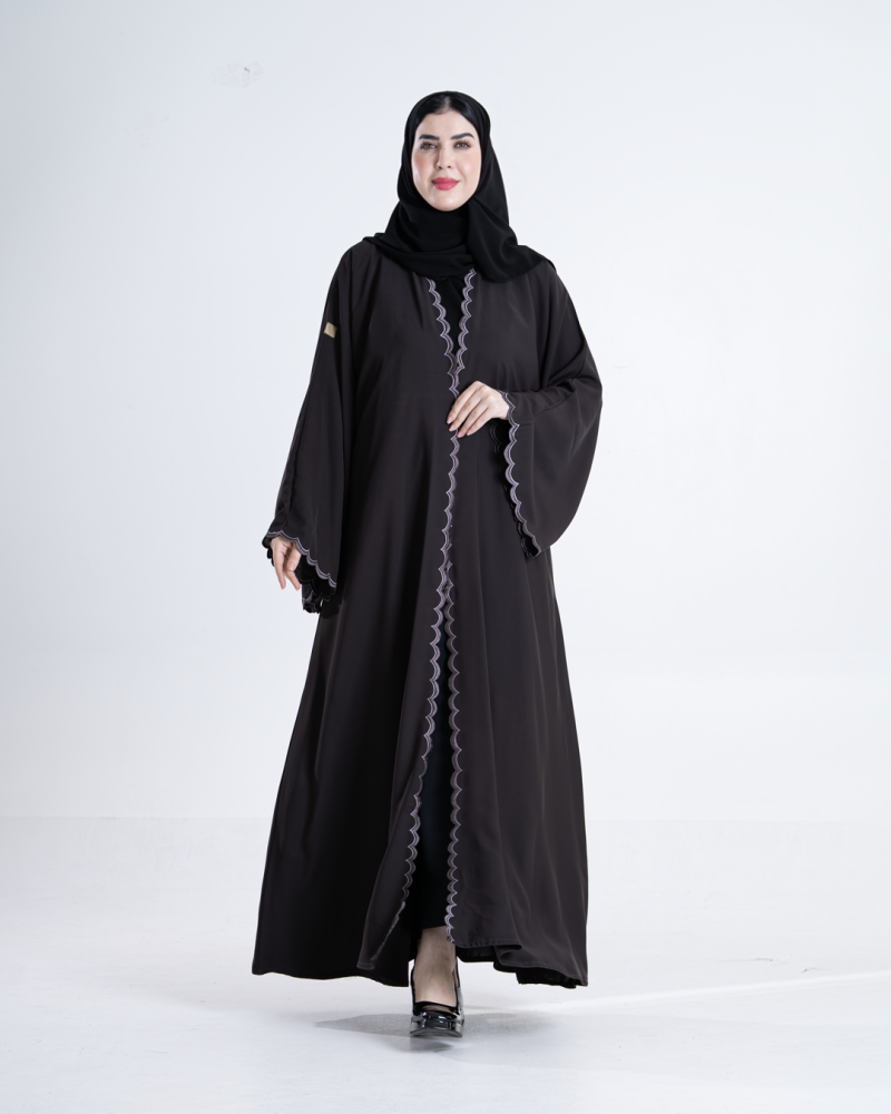 عباية مارلينا بقماش كريب نواعم بتطريز ليزر بني