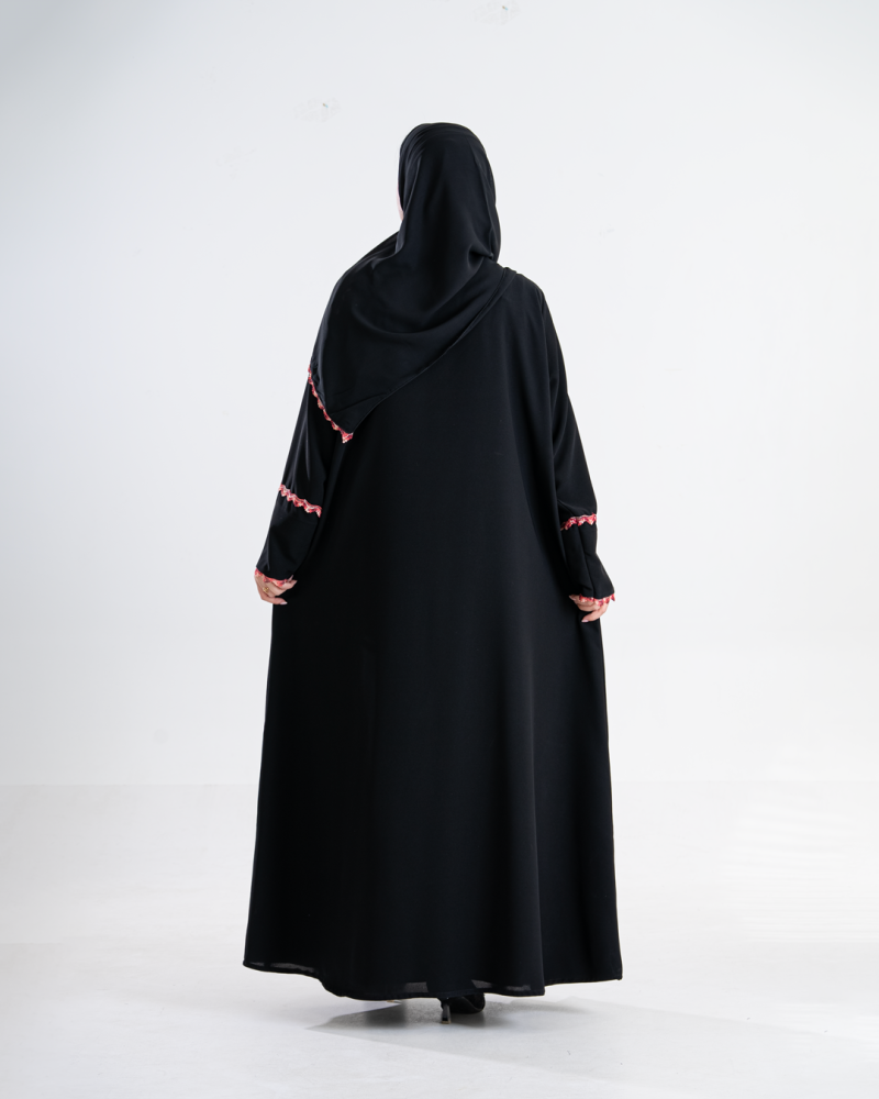 عباية ايلول بقماش كريب ملكي مزين بكلفه عنابي