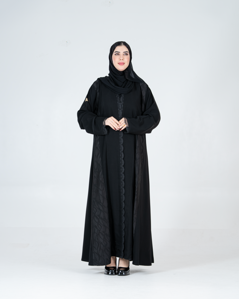 عباية جيدا بقماش كريب رموش